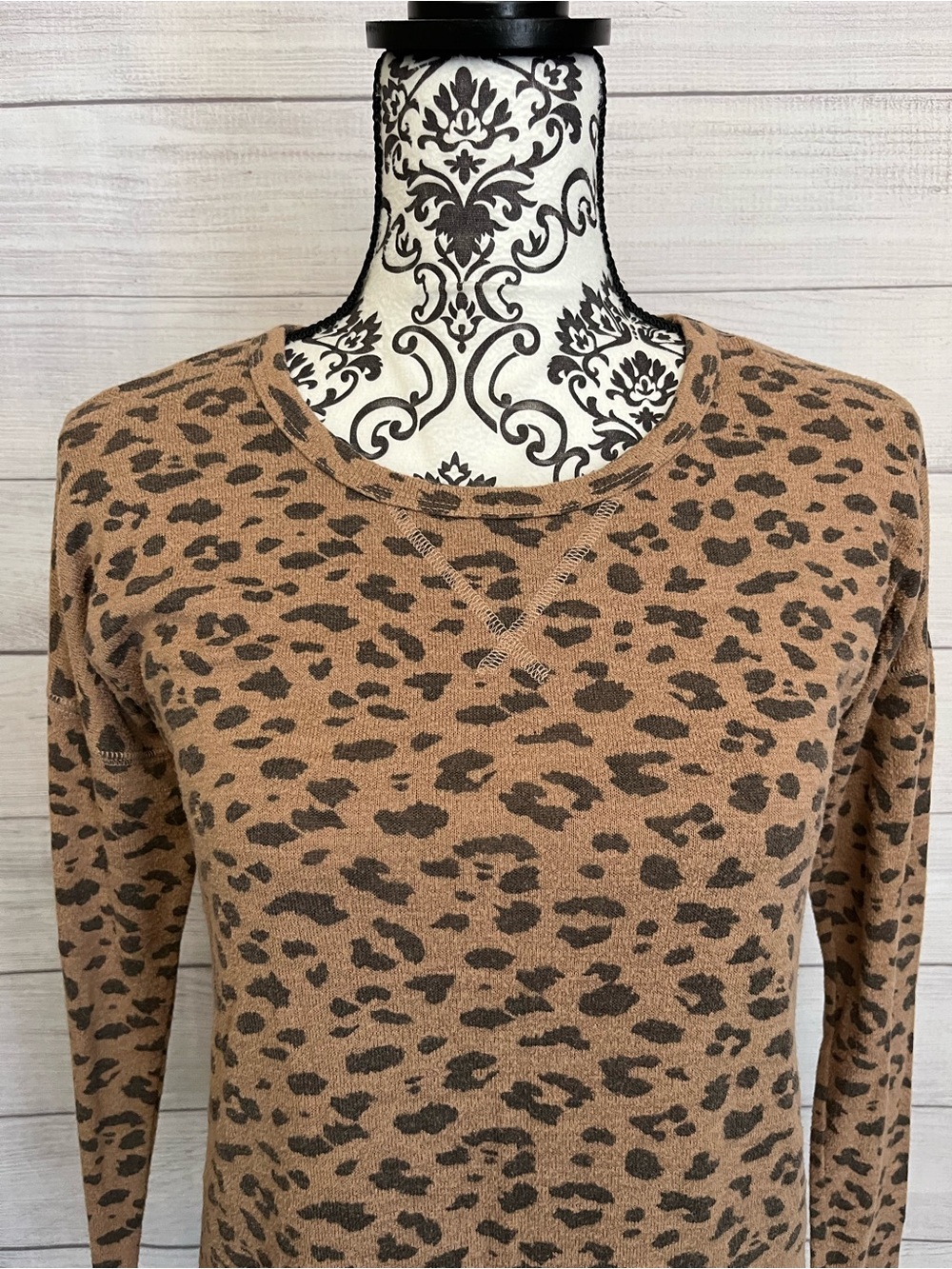 Abercrombie & Fitch | Brown Leopard-Print Long Sleeve Top - Picture 2 of 7